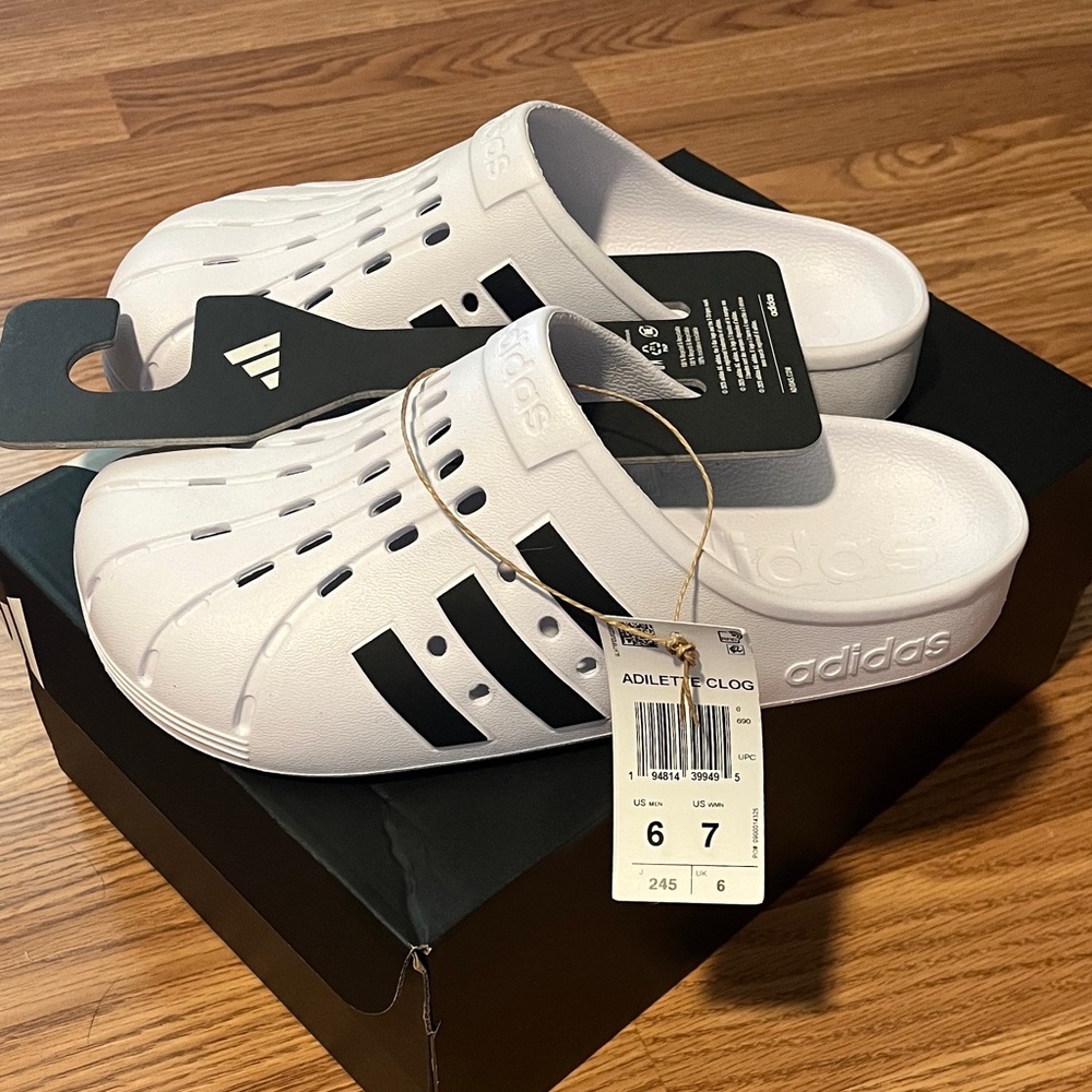 adidas adilette clogs